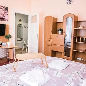 Tiare 1 Apartman Szeged