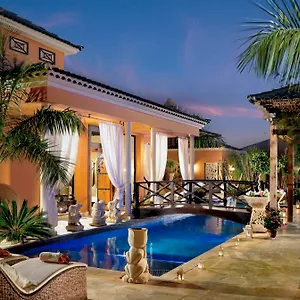 5* Hotel Royal Garden Villas, Luxury